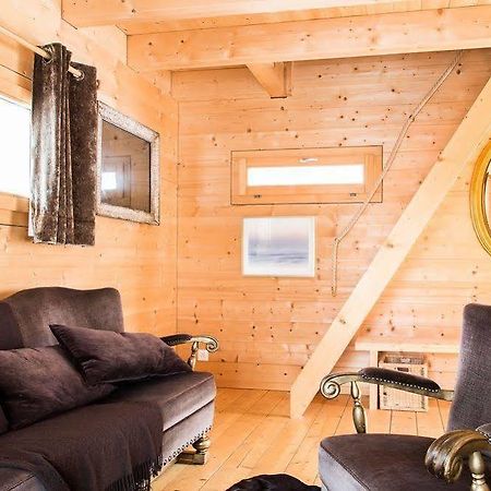 Отель Hameau Les Cleves Нанда Экстерьер фото