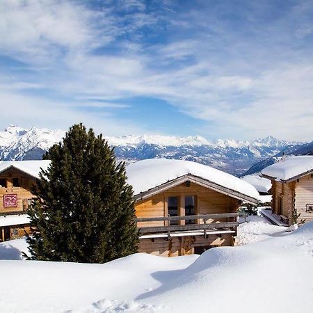 Отель Hameau Les Cleves Нанда Экстерьер фото